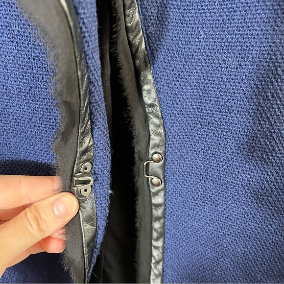 VINCE Lambskin Leather Sleeve Mixed Media Moto Jacket - Picture 9 of 12